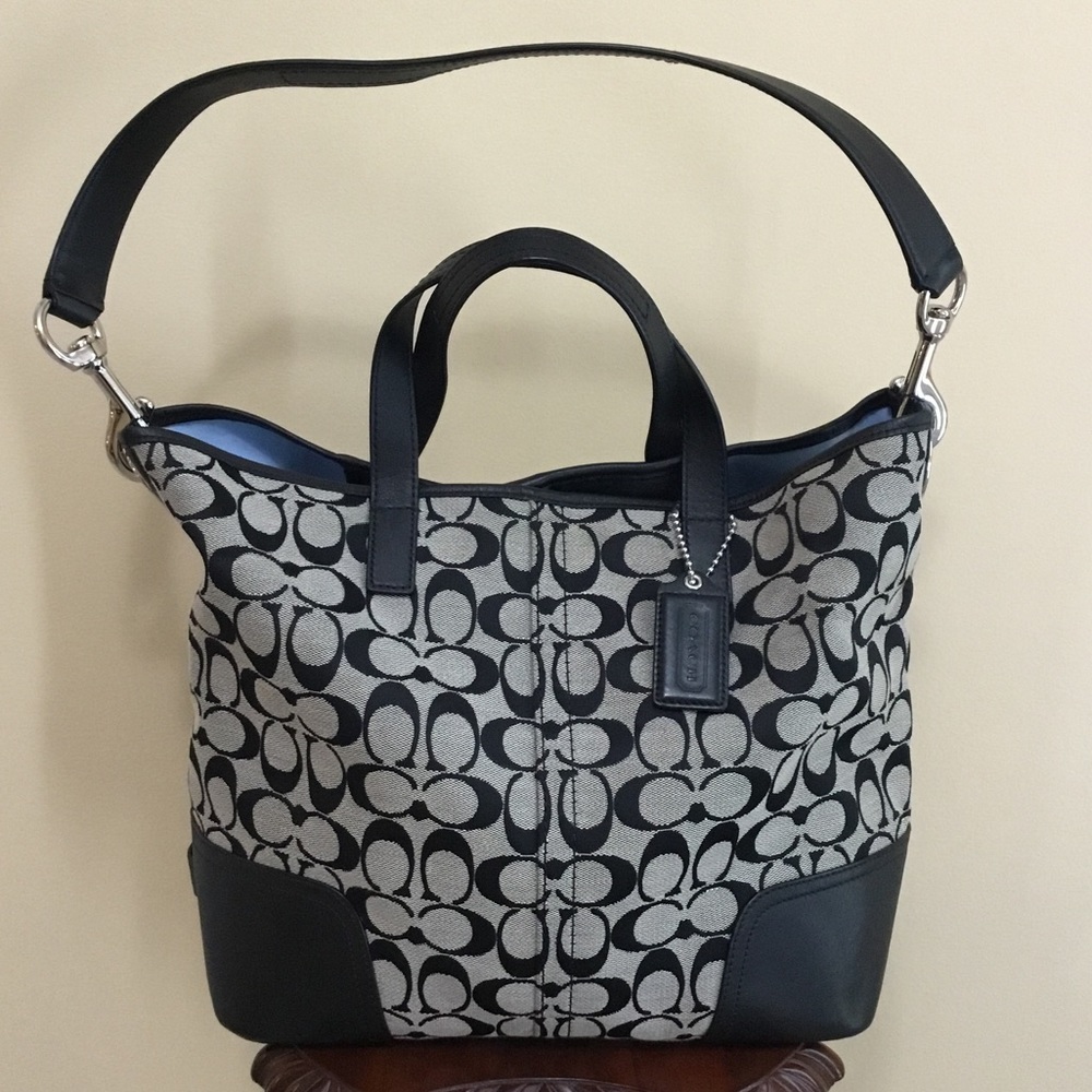 Coach Duffle Hadley Signature Black White/Black Canvas/Leather Tote